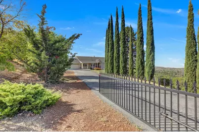 10454 Canyon Creek Lane, Penn Valley, CA 95946 - Photo 3