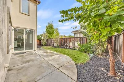 1437 Cummings Way, Folsom, CA 95630 - Photo 37