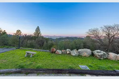 13420 Mesa Drive, Grass Valley, CA 95949 - Photo 29