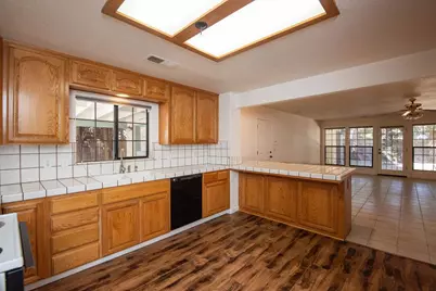 24 N Bryan Avenue, Oakdale, CA 95361 - Photo 9