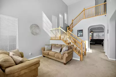 4805 Millner Way, Elk Grove, CA 95757 - Photo 5