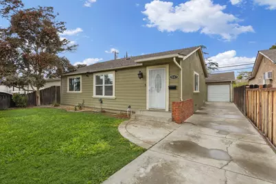 2047 Country Club Boulevard, Stockton, CA 95204 - Photo 1