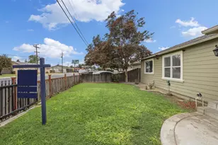 2047 Country Club Blvd, Stockton, CA 95204 - Photo 37