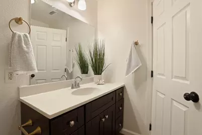 2047 Country Club Boulevard, Stockton, CA 95204 - Photo 27