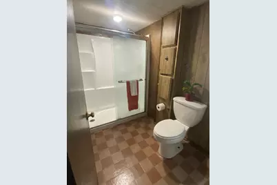 E Yosemite Avenue #7, Manteca, CA 95336 - Photo 5