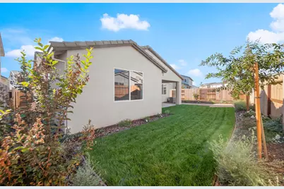 8183 Lavigne Circle, Elk Grove, CA 95757 - Photo 49