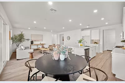 8183 Lavigne Circle, Elk Grove, CA 95757 - Photo 37