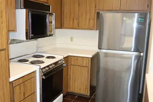 8609 Tiogawoods Dr, Sacramento, CA 95828 - Photo 7