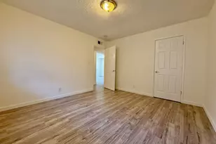 2420 Oxford Way, Stockton, CA 95204 - Photo 11