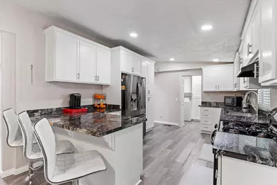 Village Circle, Sacramento, CA 95838 - Photo 15