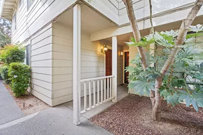 2418 P Street #F, Sacramento, CA 95816 - Photo 5