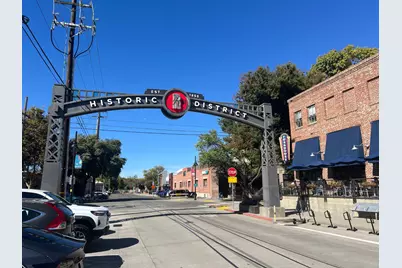 2418 P Street #F, Sacramento, CA 95816 - Photo 29