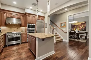 2430 Pavilions Pl Ln, Sacramento, CA 95825 - Photo 13