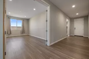 10217 Charles Morris Wy, Elk Grove, CA 95757 - Photo 17