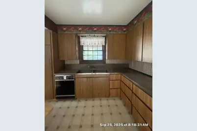 151 S Murdock Avenue, Willows, CA 95988 - Photo 3
