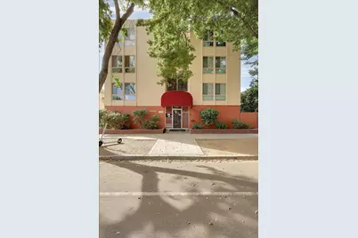 2320 P Street, Sacramento, CA 95816 - Photo 5
