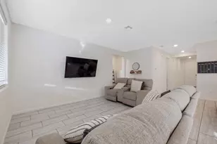 3541 E Laura Ct, Visalia, CA 93292 - Photo 23