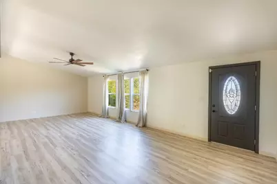 1112 Ladd Road, Modesto, CA 95356 - Photo 3