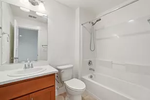 3533 Crocker Dr, Sacramento, CA 95818 - Photo 25