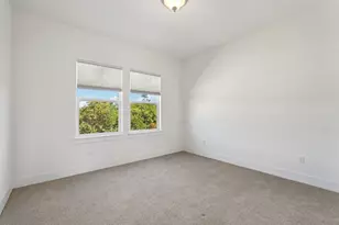 3533 Crocker Dr, Sacramento, CA 95818 - Photo 37