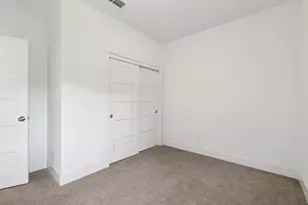 3533 Crocker Dr, Sacramento, CA 95818 - Photo 35