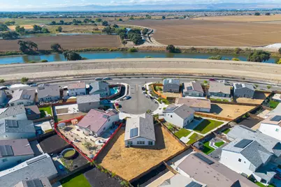 15578 Kellogg Creek Court, Lathrop, CA 95330 - Photo 47