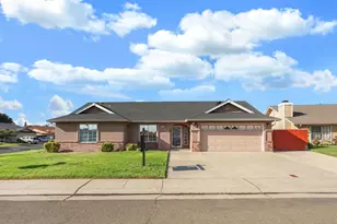 337 Gardner Pl, Lathrop, CA 95330 - Photo 1