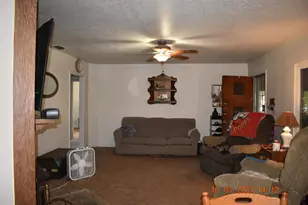 2550 Carson Way, Sacramento, CA 95821 - Photo 9