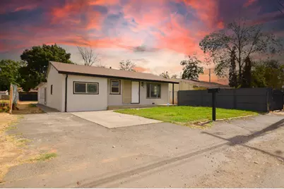 2818 Plover Street, Sacramento, CA 95815 - Photo 1