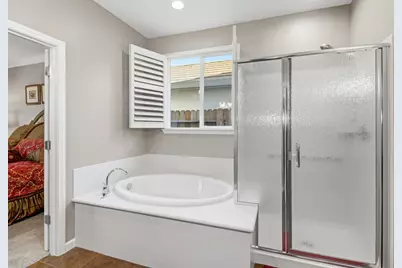 9590 Oakham Way, Elk Grove, CA 95757 - Photo 31