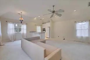 551 Southgate Rd, Sacramento, CA 95815 - Photo 53