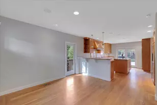 551 Southgate Rd, Sacramento, CA 95815 - Photo 11