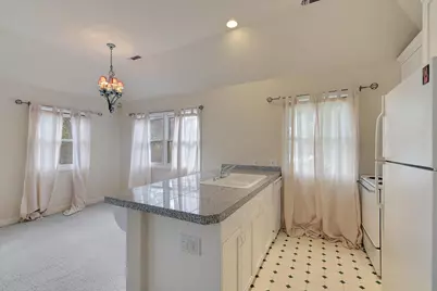 551 Southgate Road, Sacramento, CA 95815 - Photo 61