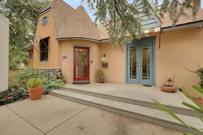 551 Southgate Road, Sacramento, CA 95815 - Photo 5