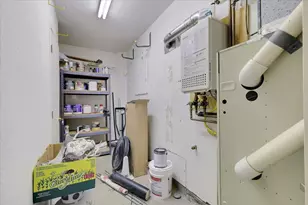 551 Southgate Rd, Sacramento, CA 95815 - Photo 65