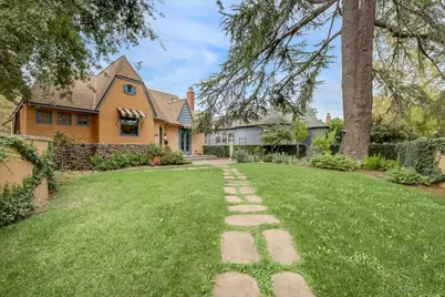 551 Southgate Road, Sacramento, CA 95815 - Photo 3