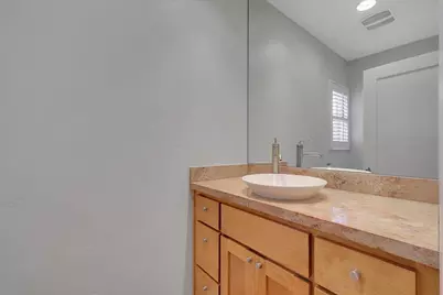 551 Southgate Road, Sacramento, CA 95815 - Photo 25