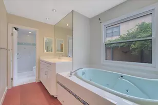 551 Southgate Rd, Sacramento, CA 95815 - Photo 43