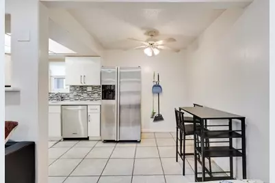 6630 Macarthur Boulevard #8, Oakland, CA 94605 - Photo 5