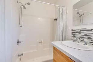6630 Macarthur Blvd, Oakland, CA 94605 - Photo 15