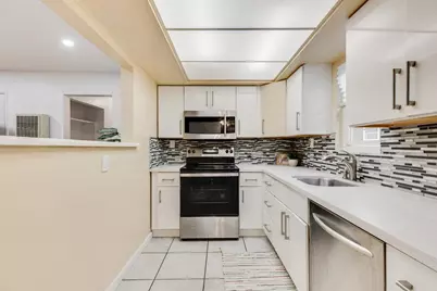 6630 Macarthur Boulevard #8, Oakland, CA 94605 - Photo 7