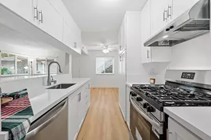 243 Breuner Dr, Roseville, CA 95678 - Photo 1