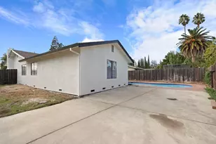 2260 S Ham Ln, Lodi, CA 95242 - Photo 35