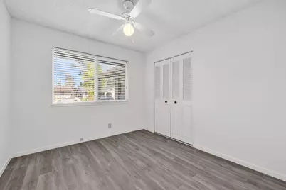 9048 Posada Way, Sacramento, CA 95826 - Photo 15
