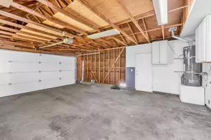 9048 Posada Way, Sacramento, CA 95826 - Photo 31