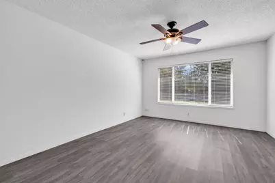 9048 Posada Way, Sacramento, CA 95826 - Photo 13