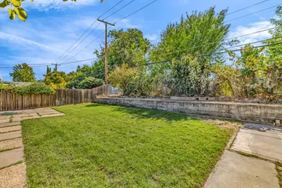 9048 Posada Way, Sacramento, CA 95826 - Photo 33