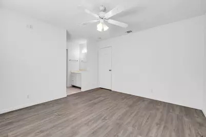 9048 Posada Way, Sacramento, CA 95826 - Photo 23