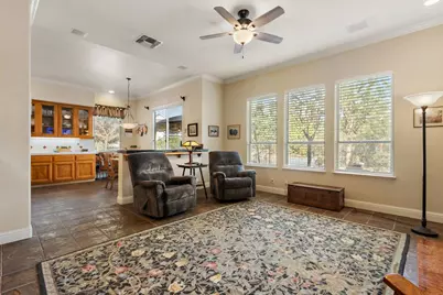 9085 Hangar Way, Fair Oaks, CA 95628 - Photo 17