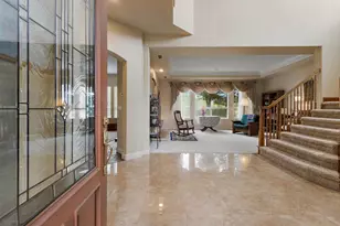 9085 Hangar Way, Fair Oaks, CA 95628 - Photo 5